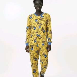 Universal Yellow & Blue Minions Onesie Sleepwear Women's Size Large